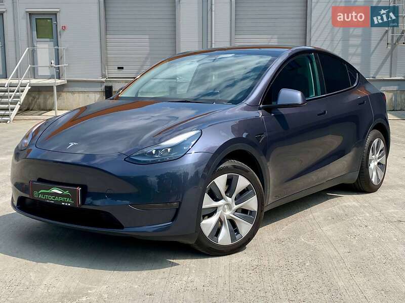 Tesla Model Y 2022