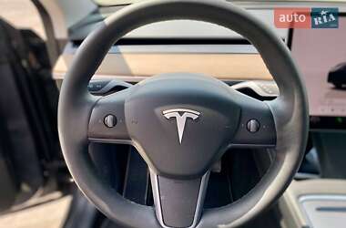Внедорожник / Кроссовер Tesla Model Y 2022 в 