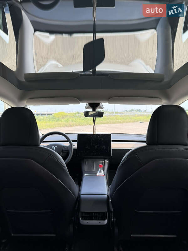 Внедорожник / Кроссовер Tesla Model Y 2022 в Киеве фото 17 Внедорожник / Кроссовер Tesla Model Y 2022 в Киеве