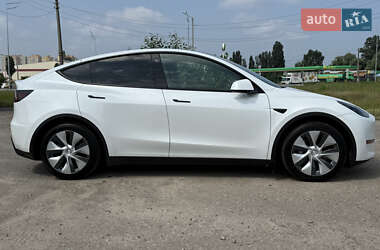 Внедорожник / Кроссовер Tesla Model Y 2022 в 