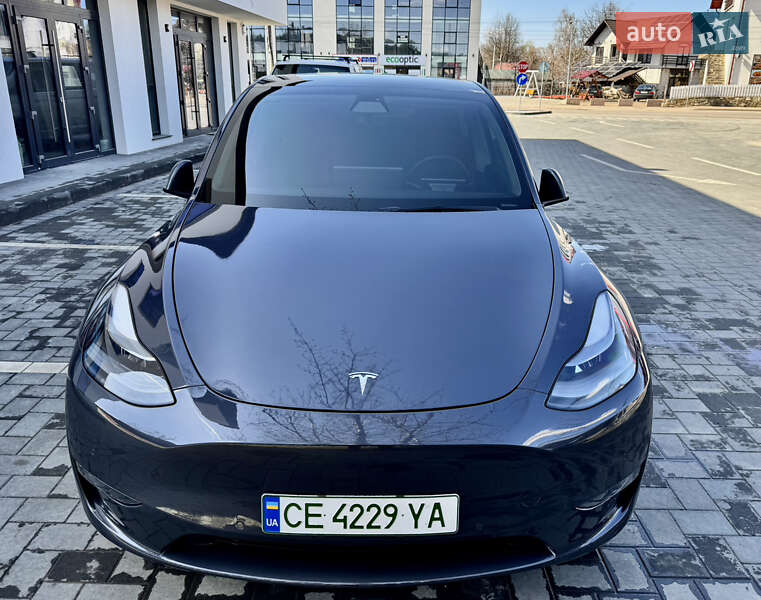 Tesla Model Y 2021