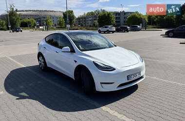 Внедорожник / Кроссовер Tesla Model Y 2021 в Львове
