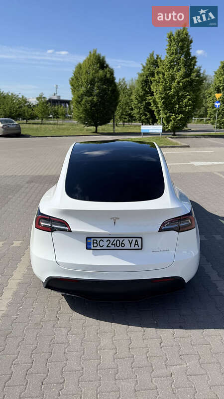 Внедорожник / Кроссовер Tesla Model Y 2021 в Львове