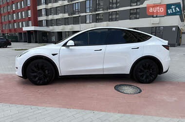 Позашляховик / Кросовер Tesla Model Y 2023 в Києві