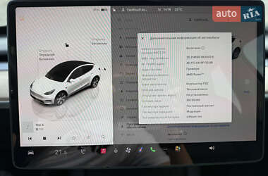 Внедорожник / Кроссовер Tesla Model Y 2023 в 