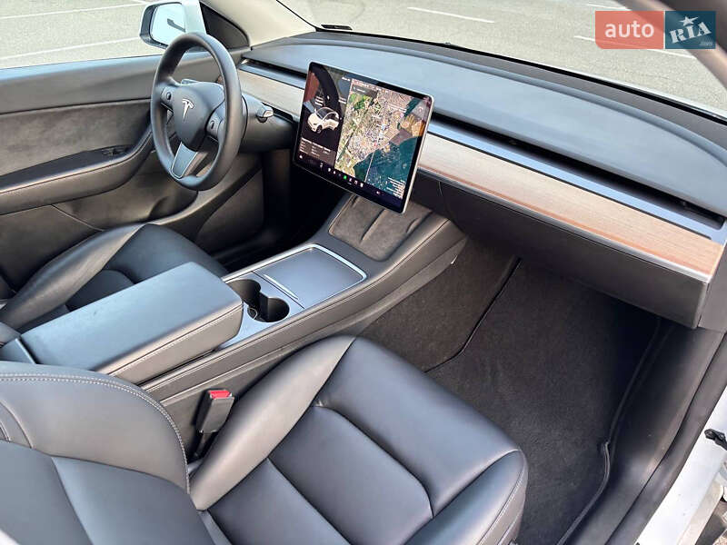 Внедорожник / Кроссовер Tesla Model Y 2021 в Киеве фото 15 Внедорожник / Кроссовер Tesla Model Y 2021 в Киеве