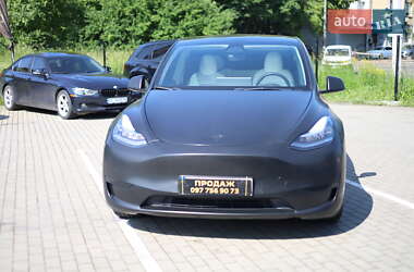 Внедорожник / Кроссовер Tesla Model Y 2021 в 