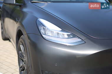Внедорожник / Кроссовер Tesla Model Y 2021 в 