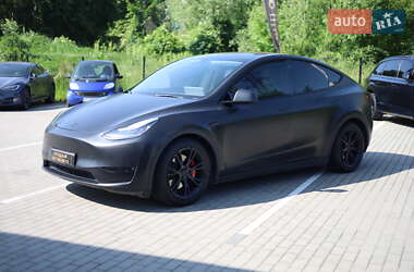Внедорожник / Кроссовер Tesla Model Y 2021 в 