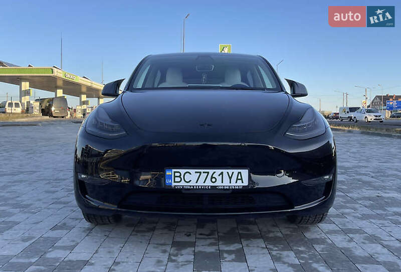 Внедорожник / Кроссовер Tesla Model Y 2021 в 