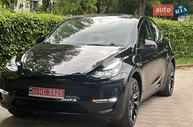 Позашляховик / Кросовер Tesla Model Y 2024 в Києві