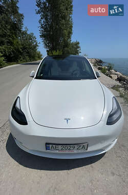 Внедорожник / Кроссовер Tesla Model Y 2023 в 