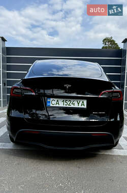 Внедорожник / Кроссовер Tesla Model Y 2024 в 