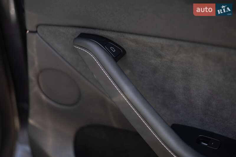 Внедорожник / Кроссовер Tesla Model Y 2024 в Львове