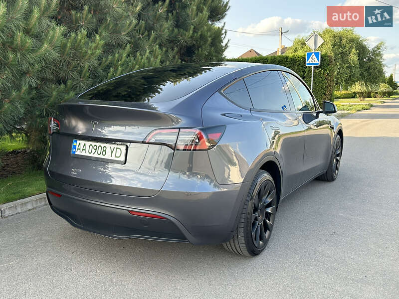 Внедорожник / Кроссовер Tesla Model Y 2023 в Киеве
