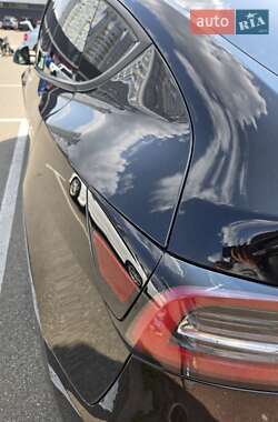 Внедорожник / Кроссовер Tesla Model Y 2024 в 