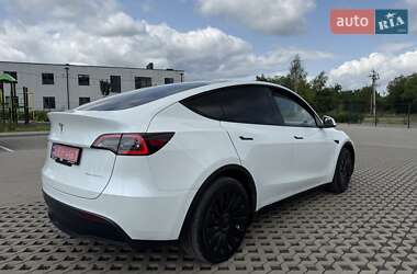 Внедорожник / Кроссовер Tesla Model Y 2021 в 