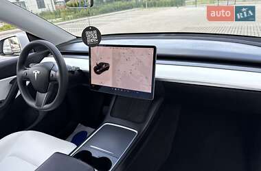 Внедорожник / Кроссовер Tesla Model Y 2021 в 
