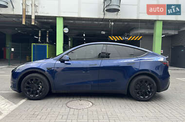 Внедорожник / Кроссовер Tesla Model Y 2024 в 