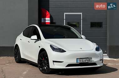 Позашляховик / Кросовер Tesla Model Y 2022 в Києві