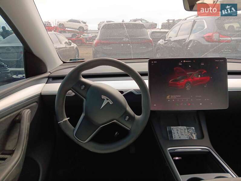 Внедорожник / Кроссовер Tesla Model Y 2024 в Львове