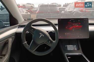 Внедорожник / Кроссовер Tesla Model Y 2024 в 