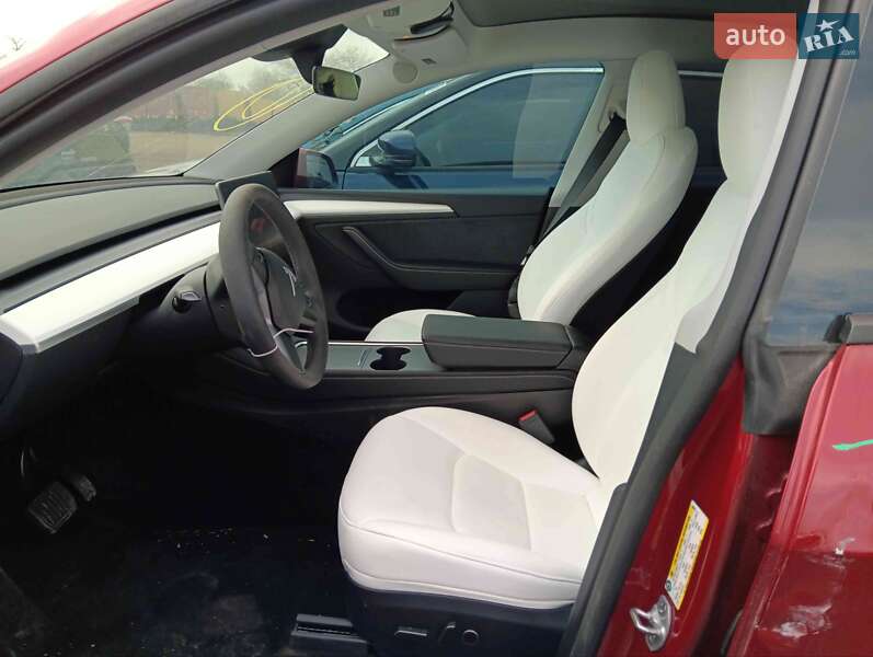 Внедорожник / Кроссовер Tesla Model Y 2024 в Львове