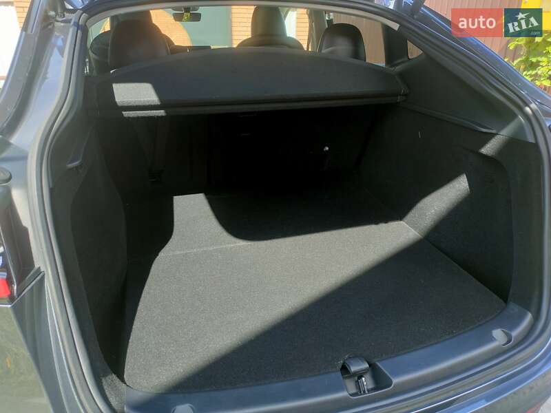 Внедорожник / Кроссовер Tesla Model Y 2023 в Киеве фото 63 Внедорожник / Кроссовер Tesla Model Y 2023 в Киеве