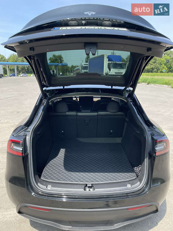Внедорожник / Кроссовер Tesla Model Y 2022 в Хмельницком