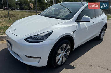 Внедорожник / Кроссовер Tesla Model Y 2023 в 