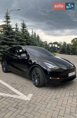 Внедорожник / Кроссовер Tesla Model Y 2021 в 