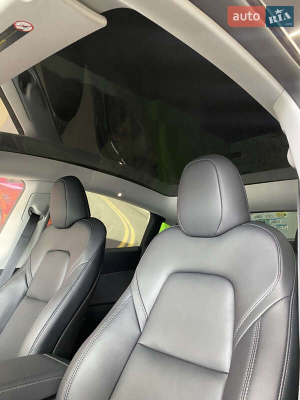 Внедорожник / Кроссовер Tesla Model Y 2024 в Киеве фото 13 Внедорожник / Кроссовер Tesla Model Y 2024 в Киеве