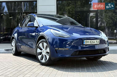 Внедорожник / Кроссовер Tesla Model Y 2023 в 