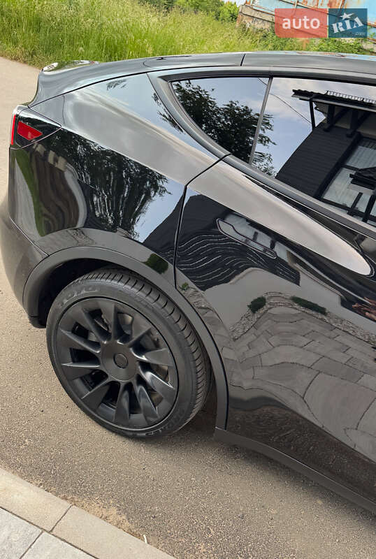 Внедорожник / Кроссовер Tesla Model Y 2021 в Дрогобыче