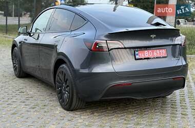 Внедорожник / Кроссовер Tesla Model Y 2023 в 