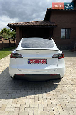 Внедорожник / Кроссовер Tesla Model Y 2022 в 
