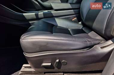 Внедорожник / Кроссовер Tesla Model Y 2020 в 
