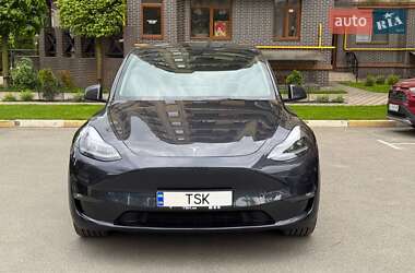 Внедорожник / Кроссовер Tesla Model Y 2024 в 