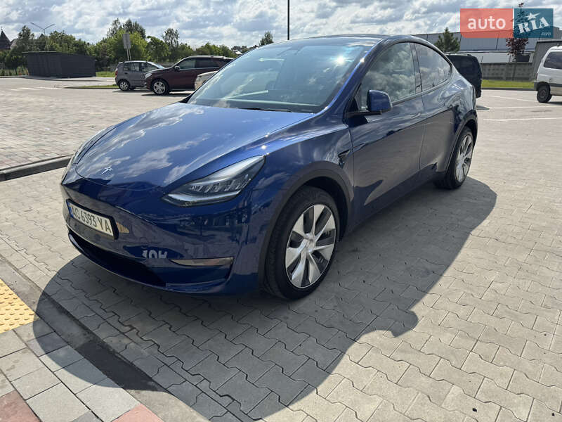 Позашляховик / Кросовер Tesla Model Y 2021 в Луцьку