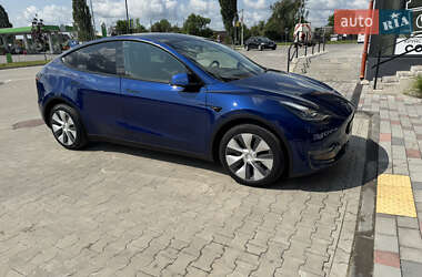 Внедорожник / Кроссовер Tesla Model Y 2021 в 