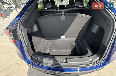 Внедорожник / Кроссовер Tesla Model Y 2021 в 