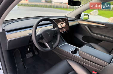 Внедорожник / Кроссовер Tesla Model Y 2023 в 