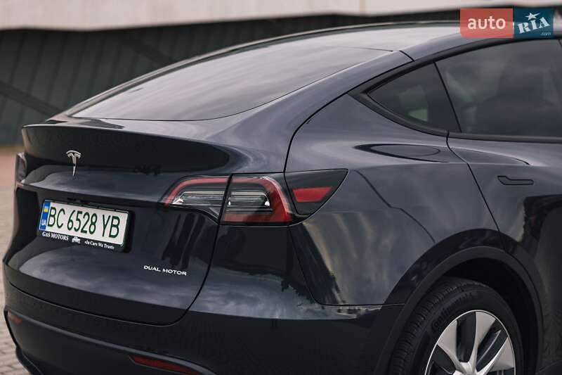 Внедорожник / Кроссовер Tesla Model Y 2024 в Львове