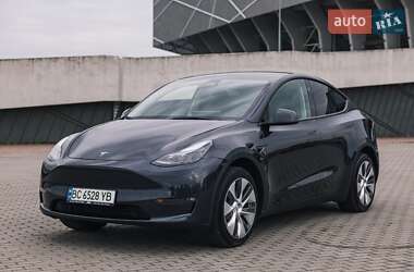 Внедорожник / Кроссовер Tesla Model Y 2024 в Львове