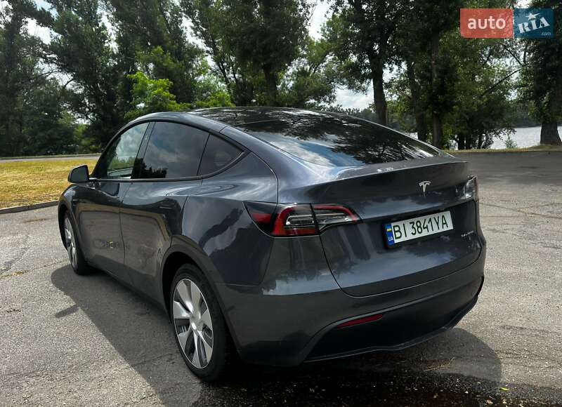 Внедорожник / Кроссовер Tesla Model Y 2023 в Кременчуге