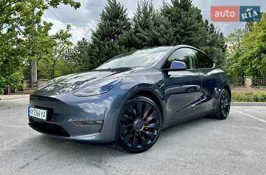 Внедорожник / Кроссовер Tesla Model Y 2022 в 