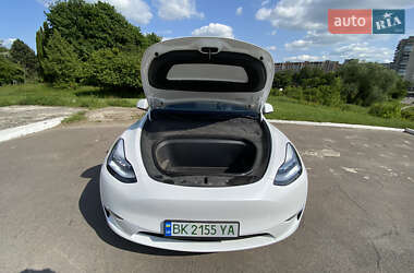 Внедорожник / Кроссовер Tesla Model Y 2022 в 