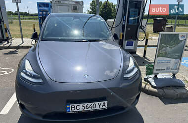 Внедорожник / Кроссовер Tesla Model Y 2021 в 