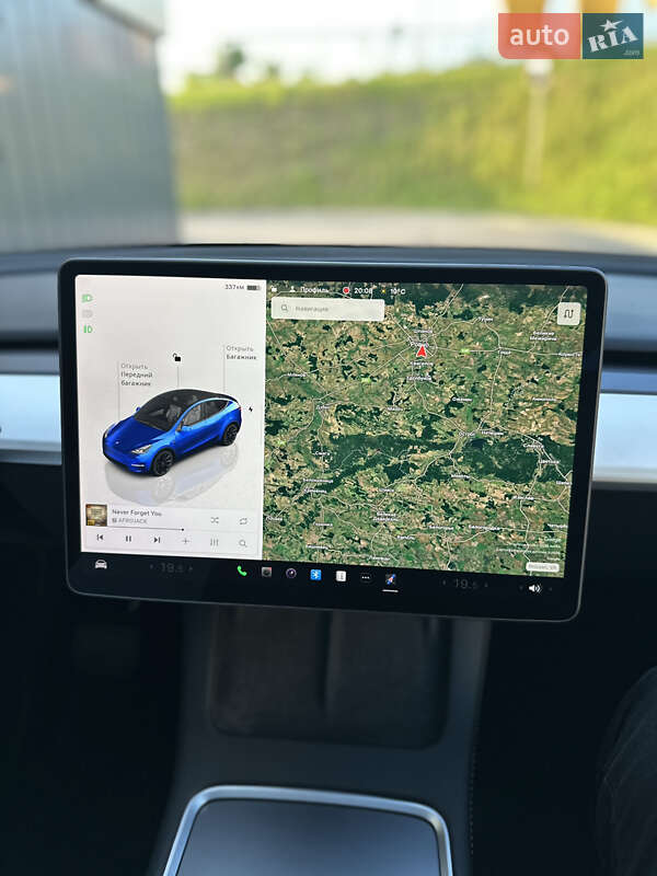 Внедорожник / Кроссовер Tesla Model Y 2023 в Ровно