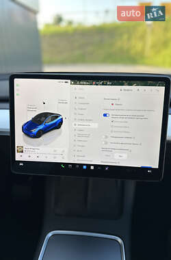 Внедорожник / Кроссовер Tesla Model Y 2023 в 